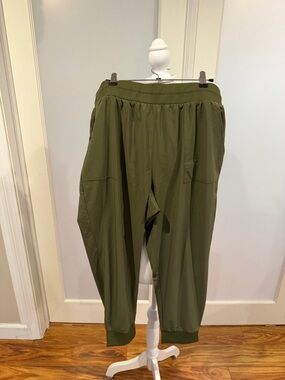 Talbots Olive Green Women's Jogger Pants